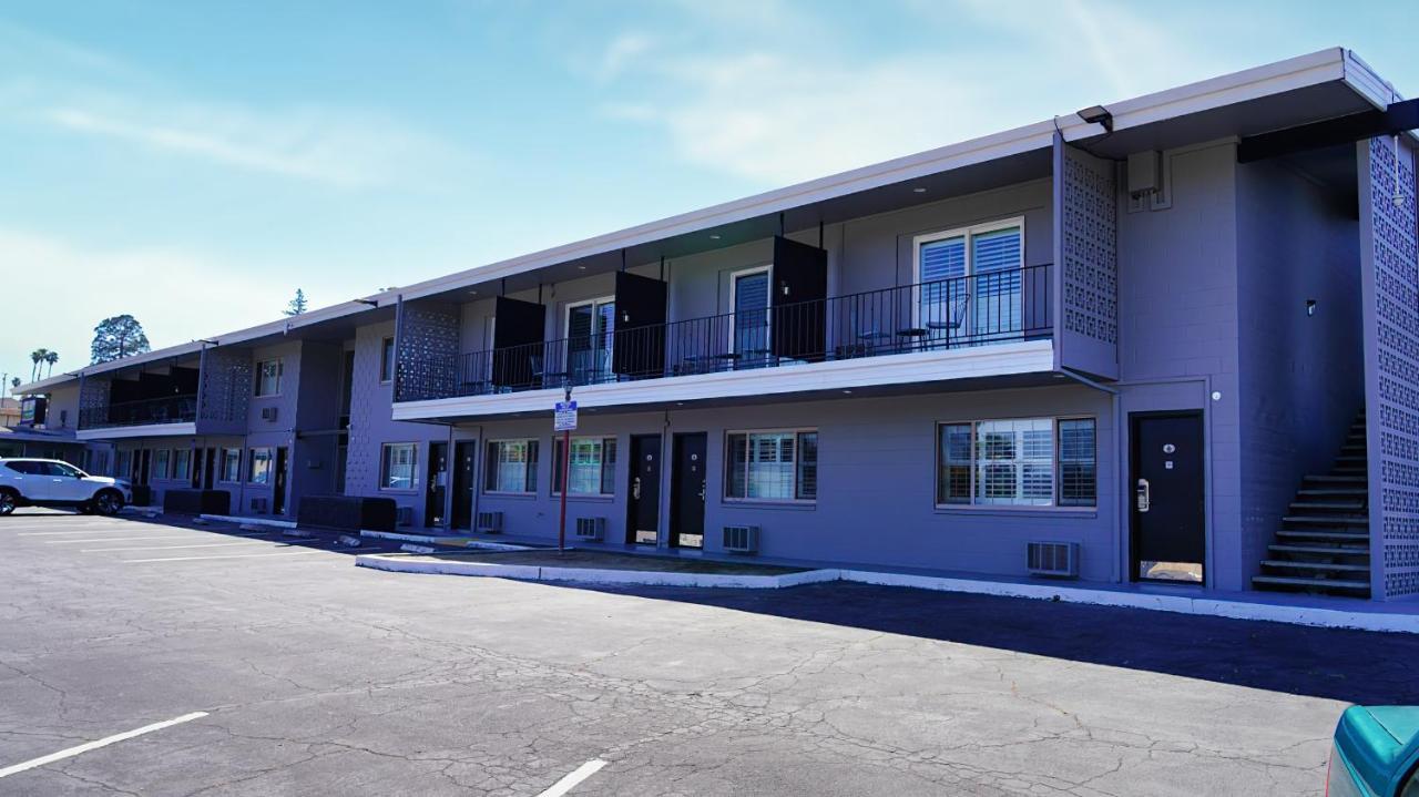 Seaside Inn & Suites Santa Cruz Exterior photo
